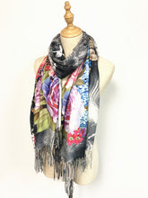 Load image into Gallery viewer, Floral Graphic Print Scarf
