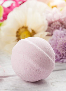 Bar13 Bathworks Black Raspberry Bath Bomb